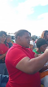 Iemnd Se Moeder is hier ini crowd Kyk biekie da,sy mos gan shopping toe kom sy beach toe 🤭😂😂😂 | Pikesproduction021