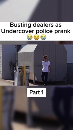 Busting dealers as undercover police prank (Part 1) #fyp #prank #foryoupage #hood #funny #police