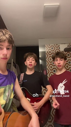 The Perfect Pair: Beabadoobee Cover Performance