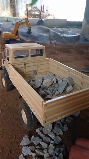 Overloaded Truck Carrying Stone | Heavy Equipment at Work #automobile #rcoffroad #rcrockcrawler #rc