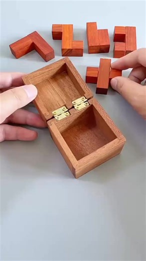 How to put 5 pieces into the box ☑️ 🎁 easy or impossible? #IQ #reelsfbシ #viral #puzzle #Amazing #puzzles | PuzzleHive