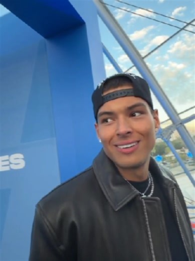 Marlon and Jason Face Off at Boxing Machine Challenge