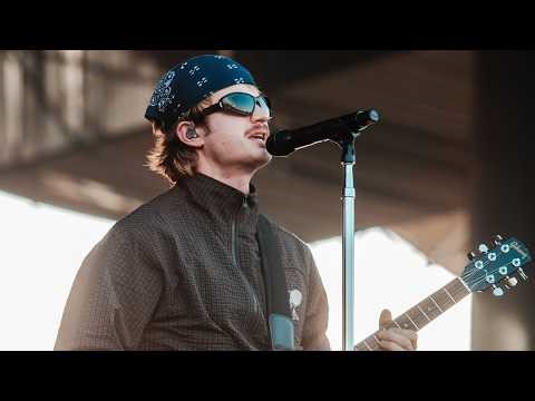 Djo - Basic Being Basic (Live at Lollapalooza Chile 2026)