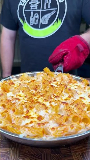 One Pan Pasta Bake That Will Become Your New Favorite Weeknight Dinner - Recipe in Description