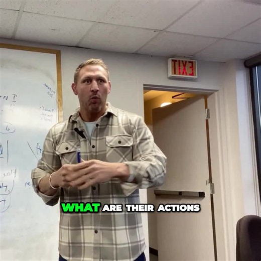 Unlocking MAPD presentations: It's all about understanding their phone actions and unmet benefit needs. Let's build that framework first, then tackle those questions! #MAPD #SalesTips #PresentationSkills #Benefit #Objections