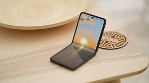 OPPO Find N2 Flip Review