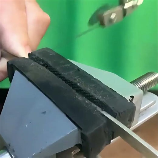 Soldering Board - How to make a Love Bracelet