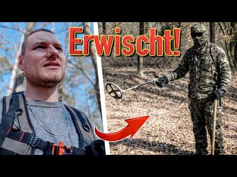 ILLEGAL TREASURE HUNTERS CAUGHT IN THE WOODS?! 🤯 (Metal detector)