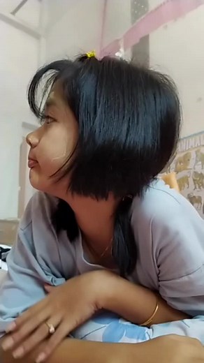 Stylish Indoor Hair Accessory Tips