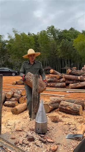 18K views · 3.4K reactions | Wood Splitting Artifacts #woodsplitter | ZJWM Co.Cn | Facebook