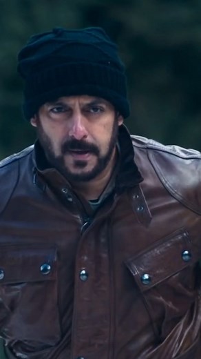 thePJ on Instagram: "Biggest Indian Movie, TIGER VS. PATHAAN ⋮ SPY UNIVERSE #TigerVsPathaan #SpyUniverse #Pathaan #Tiger3 #SalmanKhan #ShahrukhKhan #hrithikroshan #JrNTR #PJExplained"
