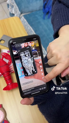 En Güzel 3D Duvar Kağıtları ve iPhone Eğitimleri