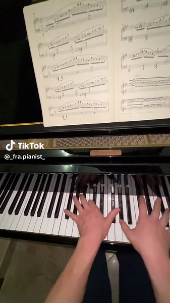 Mastering Liszt's Un Sospiro on Piano