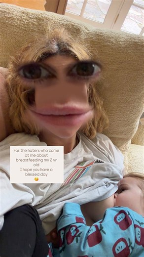 Rumer Willis Slams Criticism of Her Breastfeeding 2-Year-Old Daughter