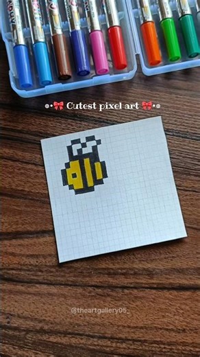 Cutest pixel art 🐝#art #drawing #pixelart #diy #walldecor #aesthetic #shortsfeed
