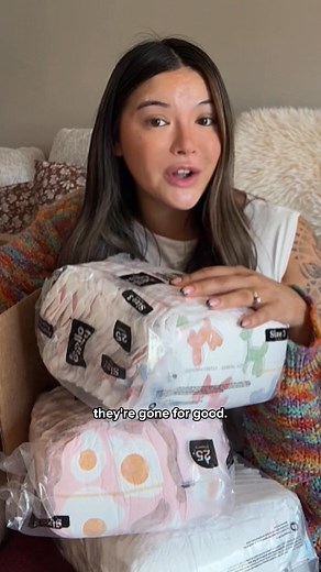 This one is for the moms! Up to 73% off the Hello Bello Starter Bundle won’t last long. That’s as low as 13 cents PER DIAPER! Start shopping before it’s too late. | Hello Bello | Facebook