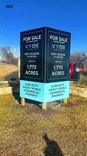 8x4 Vshape Commercial Real Estate Sign #brazossignworks #realtor #texasrealtor #vyberealty #granburytx