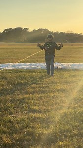 Towing lets students focus on takeoff and landing first. That’s part of how we train safely. Comment FLY for more info. Classes available in March ✅ #paramotororlando | Paramotor Orlando