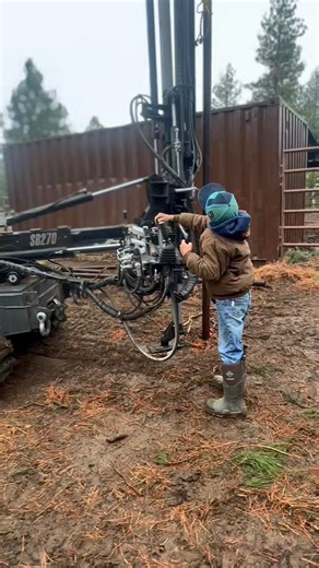 Hey dad, can I run that? You bet son! 💪 Protech Machinery USA #fencebuilding #postpounding | Cowboy Construction