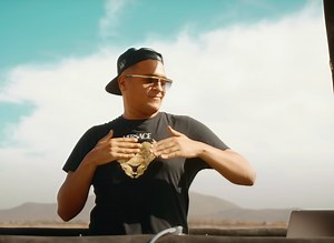 DJ Hamida dévoile l'introduction de son nouvel album