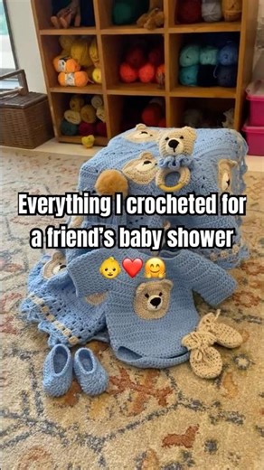 ⁠Crocheted baby shower gifts #crochetgifts #crochetbaby #crocheting @MaisieandRuth ❤️