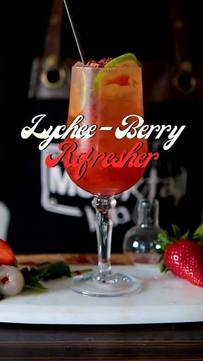 How to make The BEST Lychee and Strawberry Mocktail - Ramadhan Recipes - LYCHEE-BERRY REFRESHER