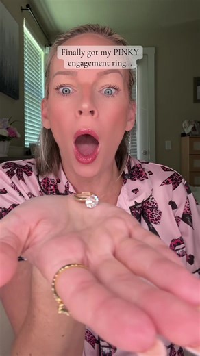 Discover the Elegance of Diamondique Solitaire Rings