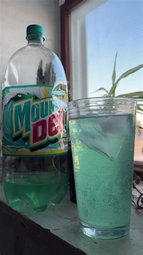 I love Baja blast #tacobell #bajablast #fy #fyp