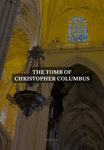 𝐓𝐇𝐄 𝐓𝐎𝐌𝐁 𝐎𝐅 𝐂𝐇𝐑𝐈𝐒𝐓𝐎𝐏𝐇𝐄𝐑 𝐂𝐎𝐋𝐔𝐌𝐁𝐔𝐒 ⚓️⛪️ Christopher Columbus, the explorer whose voyages connected Europe and the Americas, is buried inside the magnificent Seville Cathedral. This monumental tomb, carried by four heraldic figures representing the historic kingdoms of Spain, stands as one of the cathedral’s most iconic treasures. Beginning outside the grand Gothic façade and leading into the vast interior, this journey reveals the final resting place of one of history’s