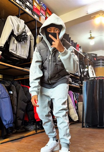 Winter drip🥶💫 Delivery all over Nepal 🇳🇵 Dm us on instagram for further inquires ❤️ Location: Jadibuti,opposite of salt trading co .ltd #lamadclosetnepal #hoodzonenepal🇳🇵 #fyp #drip #drippy