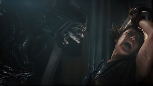 Quái Vật Không Gian tái xuất với trailer mới nóng hổi của Romulus. Quá trời là hóng phim trở lại như mô típ nguyên bản 🥰 rượt đuổi trong tàu vũ trụ ngoài không gian! Quái Vật Không Gian: Romulus - Alien: Romulus Dự kiến khởi chiếu: 16.08.2024 #QuaiVatKhongGianRomulus #AlienRomulus #Alien #Romulus #QuaiVatKhongGian #FedeAlvarez #phimkinhdi #Xenomorph #trailer #reviewchodzui | Review cho DZUI