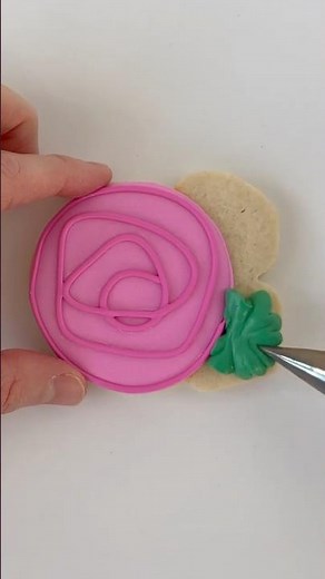 Relaxing Valentine Rose Cookie 🌹