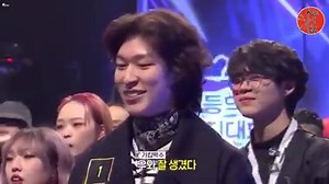 Lâu lâu mới có màn xuất hiện bảnh dữ vậy á nha ~ ------------------------- [Mycherry][Vietsub] Highschool Styleicon Season 2 Ep.01 - Sự xuất hiện của MC Kim Heechul Translator: Miseon, Rose, Sophie Timer & Encoder: Miseon Vietsub by Mycherry - Space Big Star Kim Heechul Vietnamese Fanpage | Mycherry Space Station