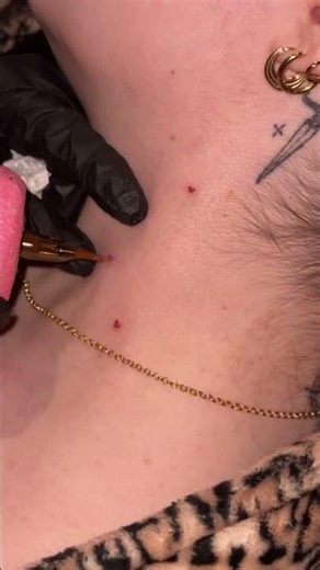 Little brown hearts 🤎🤎