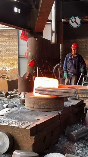 Giant Forging Hammer #hammer #giant