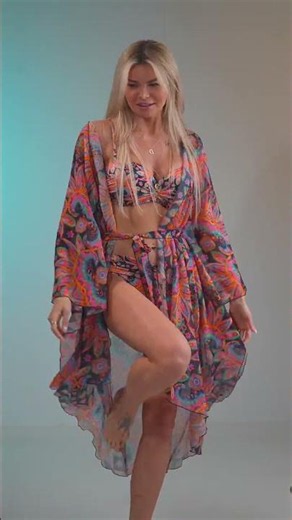 LIVE bagatelle stroje kąpielowe 2026 Anna i Modelka Daria pipek 2