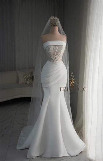 Mermaid Satin Wedding Dress With Sheer Lace Bodice and Oversized Bow Back - Etsy Canada