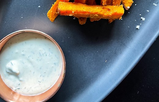 Sauce trempette à l'aneth et crème fraîche • La petite bette