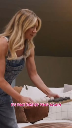 As the year wraps up, we just want to say thank you! 🩷 Thank you for inviting us into your homes, watching along, sharing your favorite moments, and being part of this community with us. We’re excited for what’s ahead in 2026, but for now, we hope you’re enjoying the season, soaking up cozy moments, and spending time with the people you love. Happy holidays from all of us at The Design Network. | The Design Network