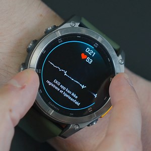 Kæmpe nyhed - EKG-måling i dit Garmin ur! ⌚️ En funktion som har været efterspurgt meget længe, er nu endelig tilgængelig i Danmark! 🙌 Med den nyeste software opdatering kan dit ur nu lave et EKG-hjertekardiogram, hvis du har et af følgende ure 👇 ⌚ Garmin Fenix 8 ⌚ Garmin Enduro 3 ⌚ Garmin Venu 3 EKG-målingen tager 30 sekunder at gennemføre, og giver dig et detaljeret hjertekardiogram, som kan aflæses i Garmin Connect app'en eller eksporteres som PDF og sendes til din læge 👩‍⚕️ Gå på jagt i a