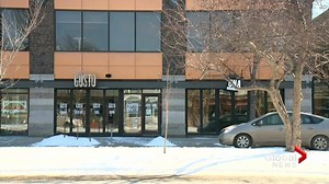 WATCH: Restaurants Canada estimates about 25,000 food-service jobs have been lost in Saskatchewan due to the COVID-19 pandemic. Anna McMillan reports. READ MORE: https://trib.al/fyycKyI | Global Regina