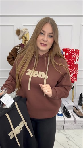 Post 204 🩷 bluza napis baranek ￼￼ cena 79 ocieplana fancy 🩷 Selmo 4232 czekolada Selmo 4232 popiel Selmo 4232 czarna Selmo 4232 śmietana Selmo 4232 camel jutro podliczenia 🩷🩷 | Wika i Ewa Fashion