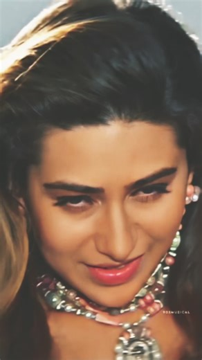 @old.collaction on Instagram: "しているのではなく、音速で移動していることになります このシミュレーションは、マッハ1、 つまり時速約1,330kmで日本を超音速鉄道で旅するとどのような感じになるかを視覚化したものです。現在、日本の最速列車は約時速320kmで運行されており、超高速リニアモーターカーのような先進的な試験プラットフォームでは、制御された環境下で時速600kmを超えています。 このシミュレーションはそれをはるかに超え、現在の鉄道コンセプトが真の超音速システムに進化した場合に何が可能になるかを探ります。この速度に到達するには、単なる動力だけでは不十分です。エンジニアたちは、超高速走行における最大の制限要因である空気抵抗を排除するために、磁気浮上、ほぼゼロ摩擦のガイドウェイ、真空または低圧チューブシステムなどを研究しています。マッハレベルの移動では、わずかな空気の乱れでさえ構造上の課題となります。 だからこそ、将来の超音速鉄道構想は、精密誘導システム、Al 制御の安定性、そして数百キロメートルにわたってミリメートル単位の許容誤差で構築されたインフラ