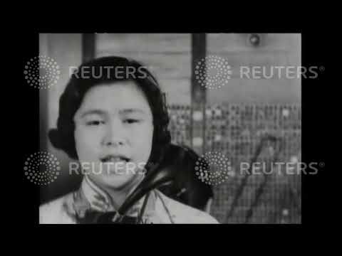 1935 USA: San Francisco Chinatown phone exchange