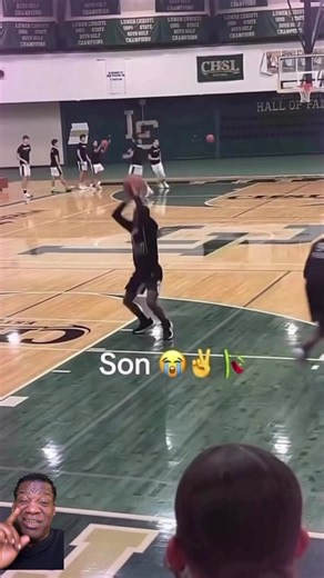 Ayoooooo😂 never seen that 1 before #reel #nba #basketball #fyp #reaction