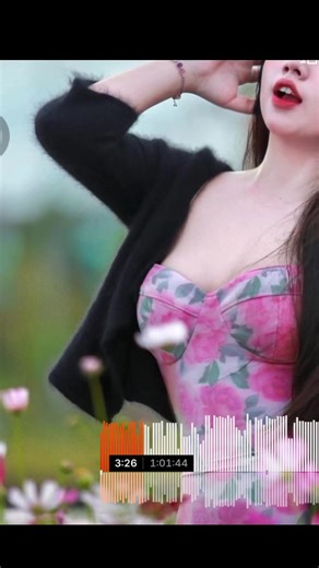 Turn up the volume to 100%, put on your headphones and feel the music.❤️‍🔥