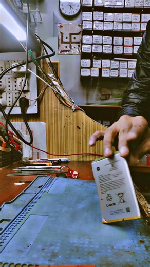 mobile repairing 👀👍 #iphone #repair #mobilerepair #repairing #youtubeshorts #vivo #shortvideo #moto