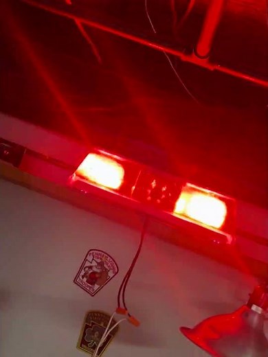 Whelen Respond-A-Strobe with the center strobe converted to LED #whelen #emergencylight #emergency