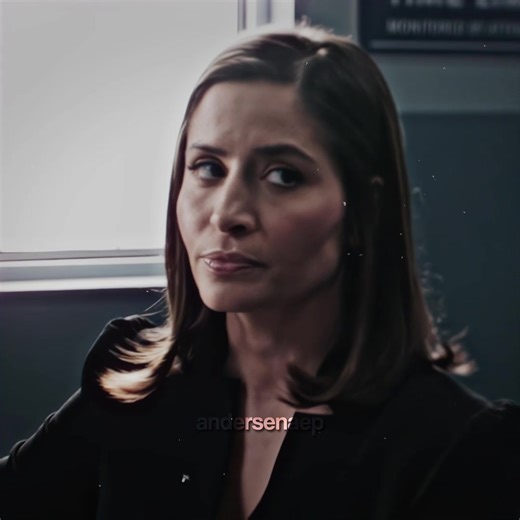 𓂃˖ ࣪⊹ #zoeandersen : oh i definitely want her attention. the intro looked better in my head 😭 • scp: @Amena™ @Bella ac: @𝙢𝙤𝙧𝙡𝙚𝙮𝙠𝙧𝙪. cc: mine • #mercedesmason #therookie #therookieedit #xyzbca
