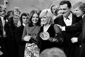 Eurovision 1971 : Séverine - Monaco - Un banc, un arbre, une rue  - Les Chroniques de l’Eurovision by Régis et Stéphane